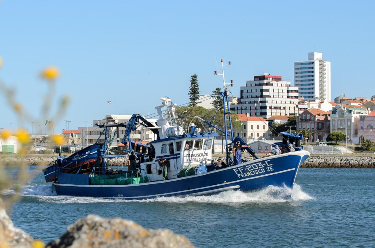 Tamargueira Beach Apartment บัวร์คูส ภายนอก รูปภาพ